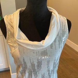 White House Black Market Women’s Scoop Neck Shirt